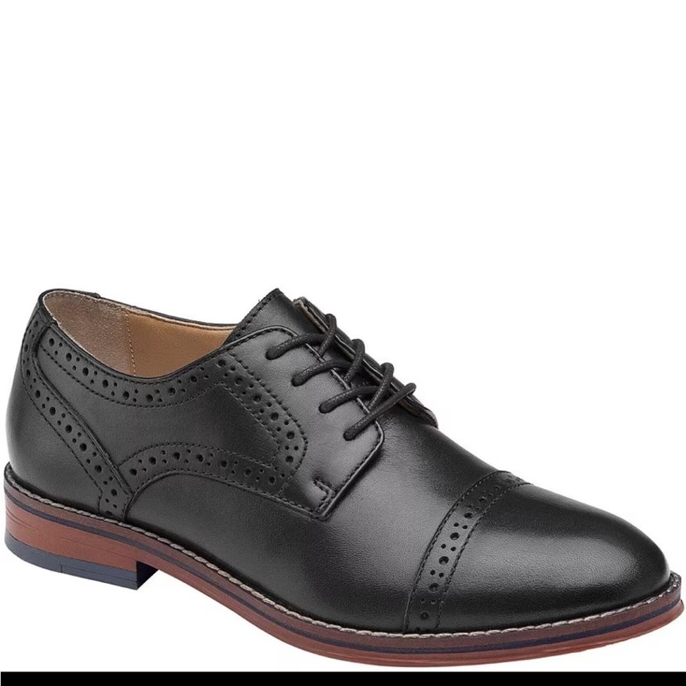 Johnston & Murphy Boys Black Dress Shoes (Youth 4 M)